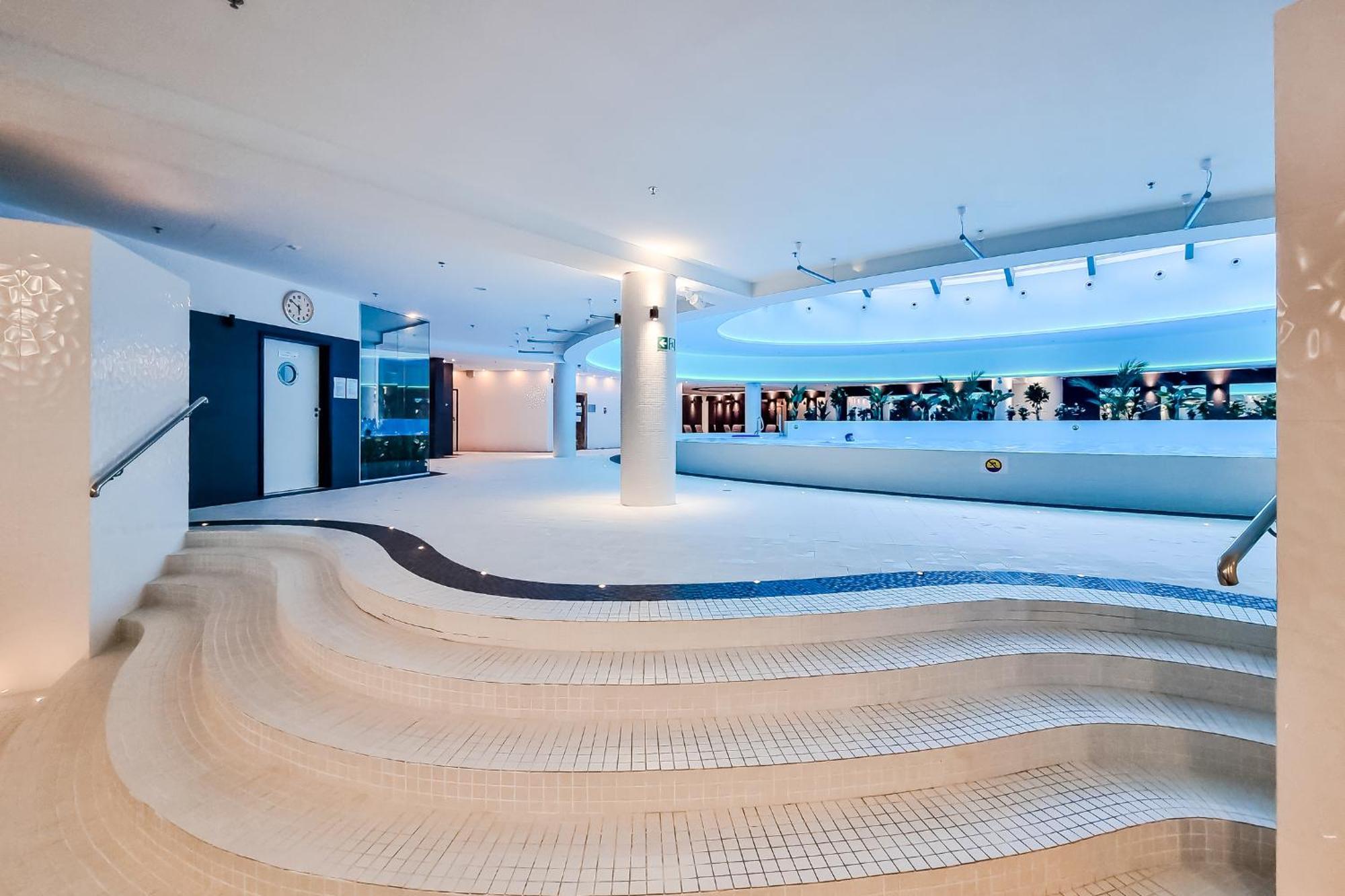 Hanza Tower Apartment No 628 - 6Th Floor, Balcony, Swimming Pool شتشيتسين المظهر الخارجي الصورة